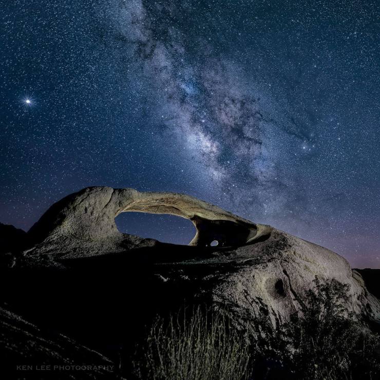 Milky Way with rocky arch.