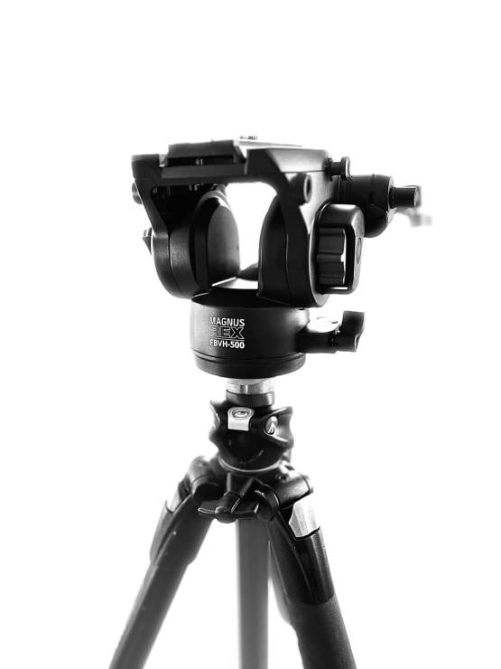 Magnus REX FBVH-500: Heavy duty flat base video head – OAK COVER Magazine